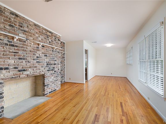 5th image of 3622 7th St E