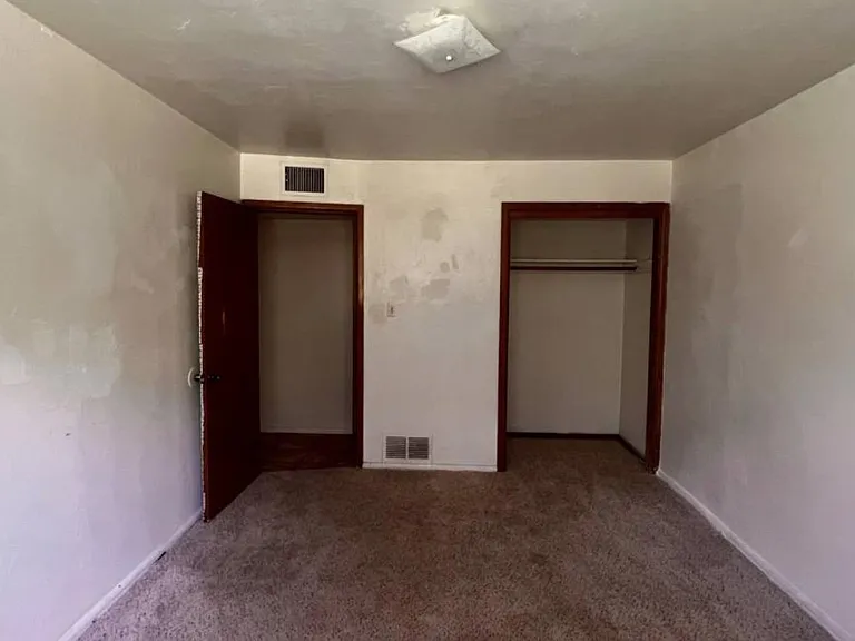 1322 S Cedar St — Photo 7