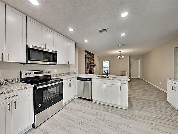 5th image of 22402 Kingsley Ln