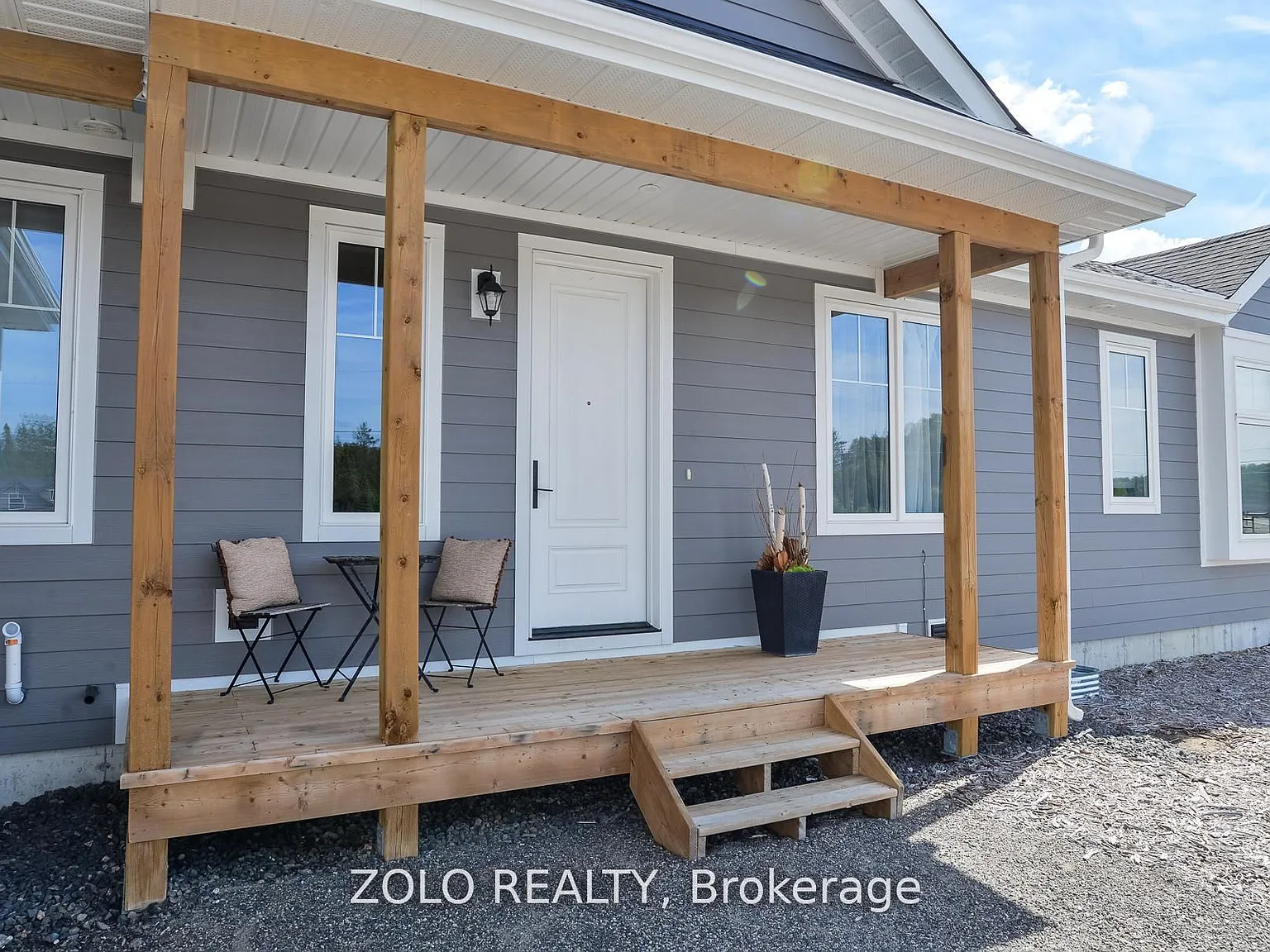 3 bed, $3,900 — Photo 2