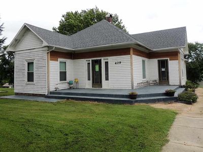409 W 1st St, Miltonvale, KS, 67466