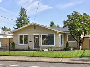 5706 SE Flavel St, Portland, OR 97206