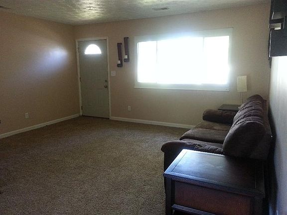 5th image of 2092 Tennessee Dr