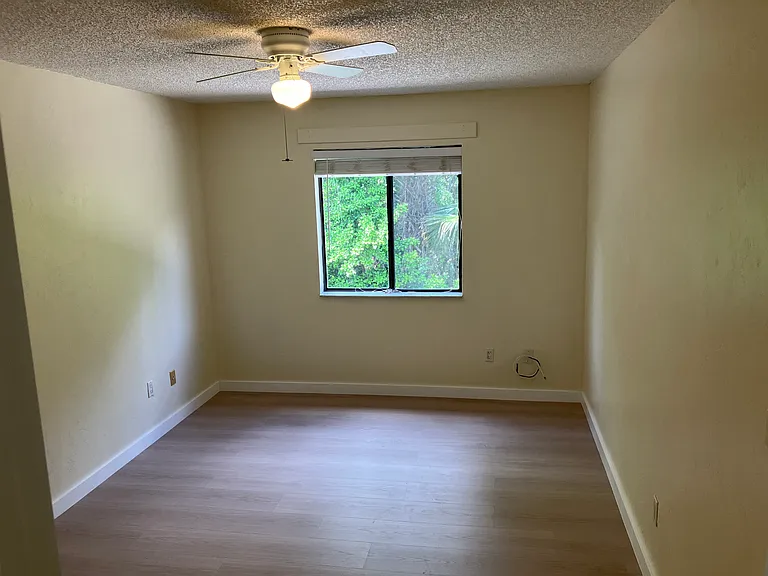 232 N Ridgewood Ave E #21 — Photo 6