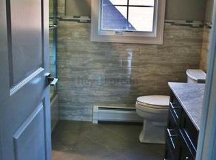 118 Abbott Ave, Palisades Park, NJ 07650