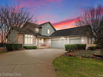 2643 Bay Vista Dr, Highland, MI, 48357