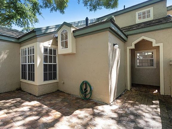 2nd image of 1576 Farrindon Cir #1576