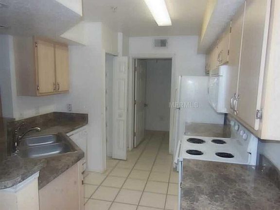 3rd image of 738 Crest Pines Dr APT 736