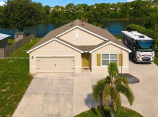 4650 SW Babylon St, Port Saint Lucie, FL 34953