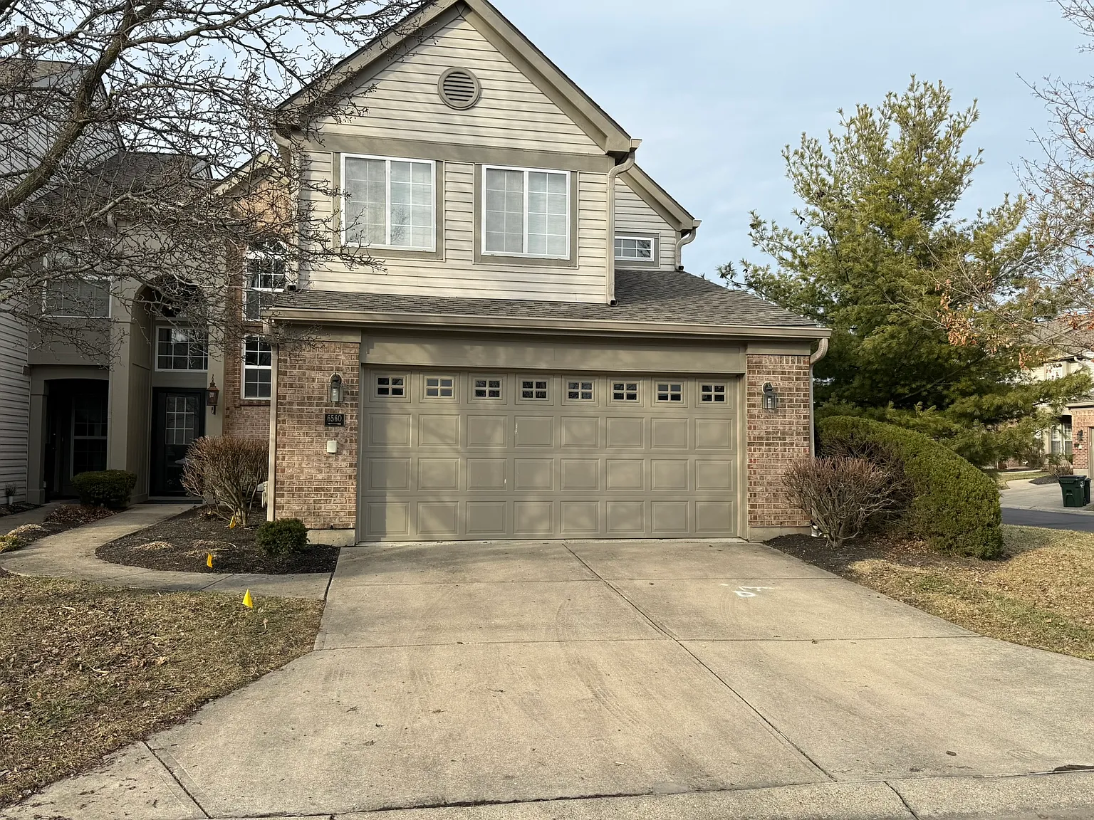 3 bed, 2.5 bath, 1621 sqft, $2,490 — Photo 1