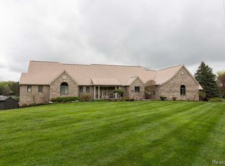 2833 Bullock Rd, Metamora, MI 48455