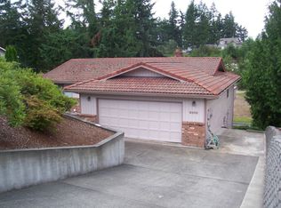 2406 179th Ave E, Lake Tapps, WA 98391