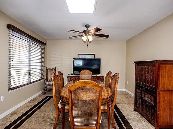 5th image of 12935 W Maplewood Dr
