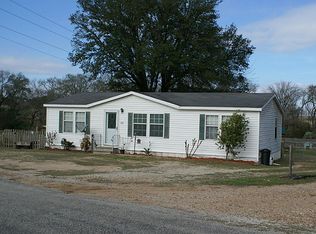 1331 Hidden Valley Ln, Brenham, TX 77833