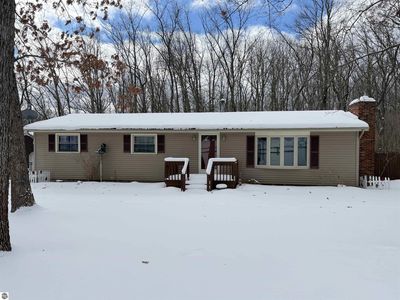 4141 Mockingbird Cir, Farwell, MI, 48622