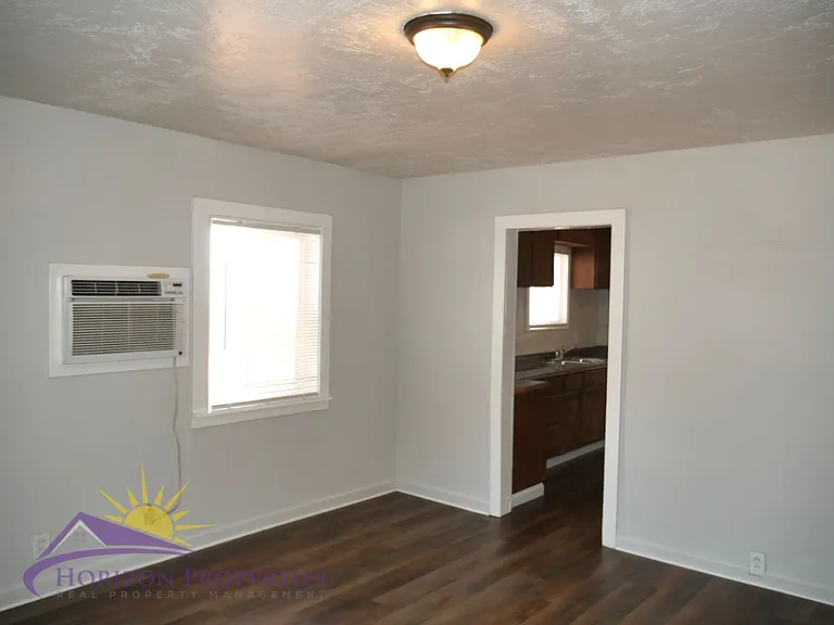 4111 32nd St — Photo 5
