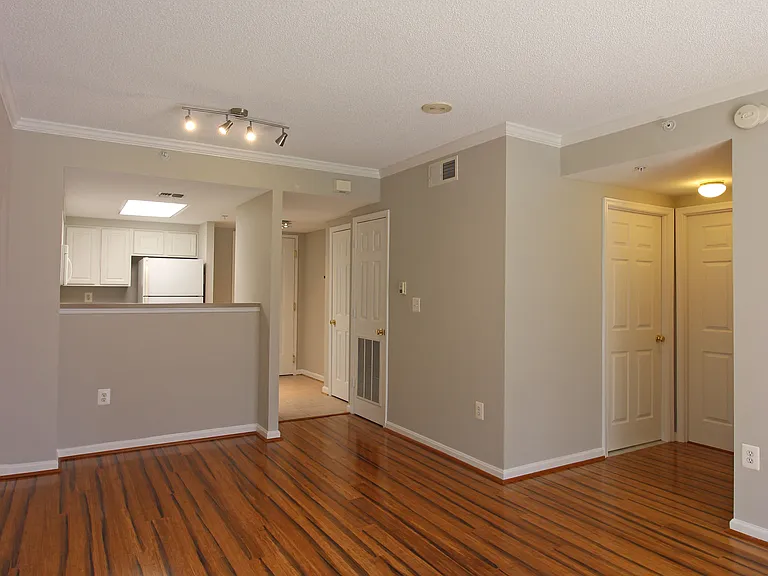 3835 9th St #308W — Photo 5