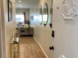 11820 Mayfield Ave APT 102, Los Angeles, CA 90049