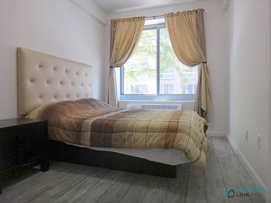 Rented by Property Link Mgmt, LLC | media 34