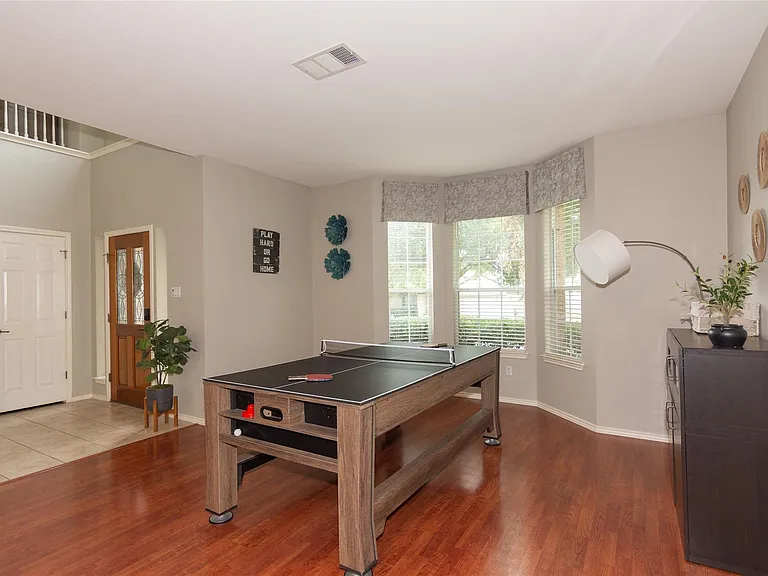 11004 Quarry Oaks Trl — Photo 8