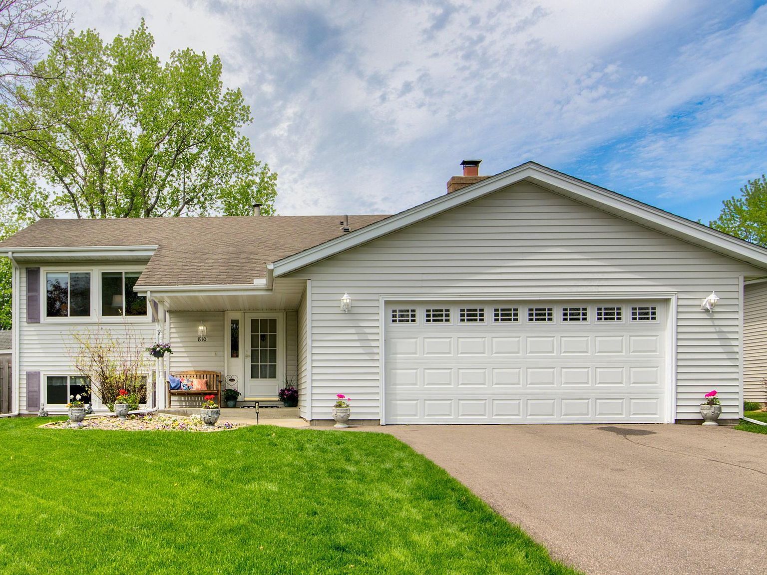 810 Clearbrook Ln, Vadnais Heights, MN 55127 Zillow
