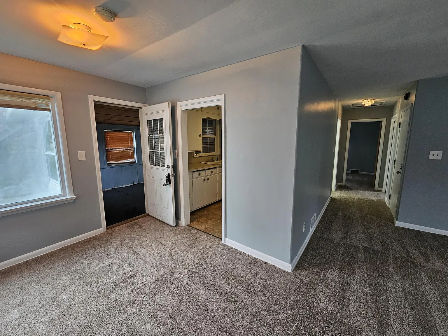 2 bed, $1,200 — Photo 3