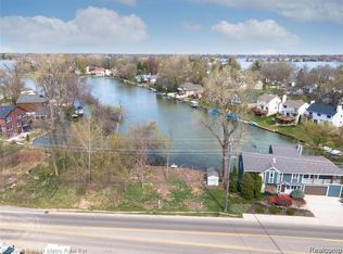 0 Cass Lake Rd, Waterford, MI 48328