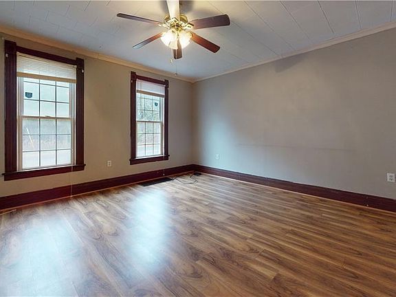 2nd image of 2594 South Ave