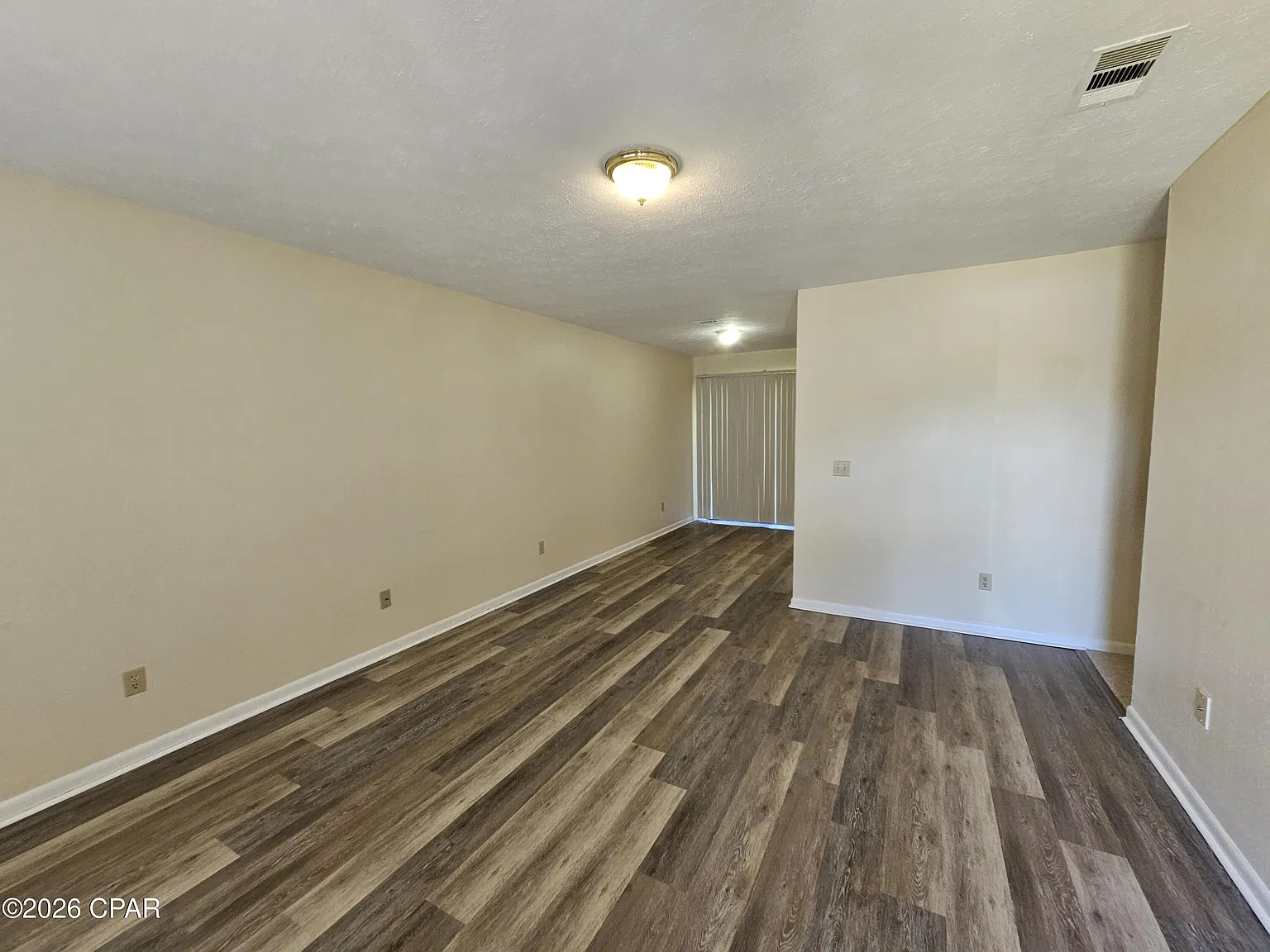 2 bed, 900 sqft, $1,100 — Photo 2