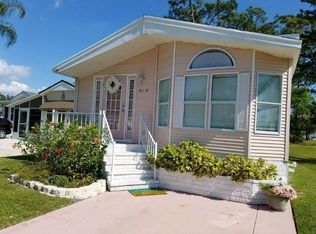 218 Crown Point Dr, Nokomis, FL 34275