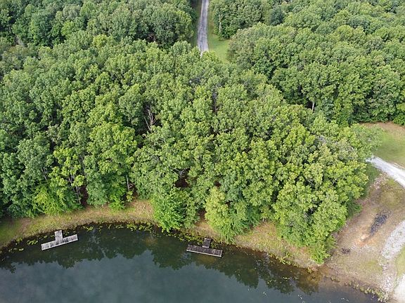 4th image of 122 Camp Creek Rd