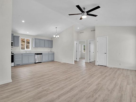 5th image of 23671 Echo Hills Rd