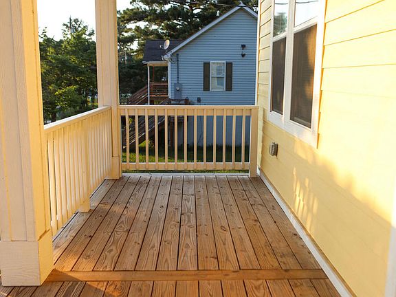 5th image of 333 Walston St