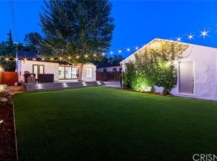 5251 Don Pio Dr, Woodland Hills, CA 91364