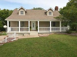 4030 Martin Rd, Smithville, MO 64089