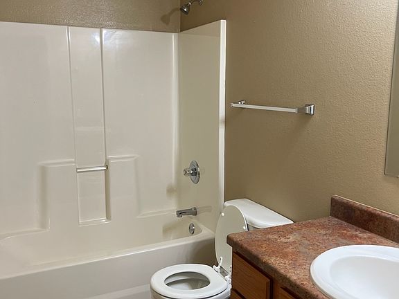 3rd image of 8983 S 257th Pl E