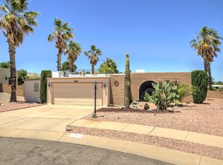 400 W Rio Santa Cruz, Green Valley, AZ 85614