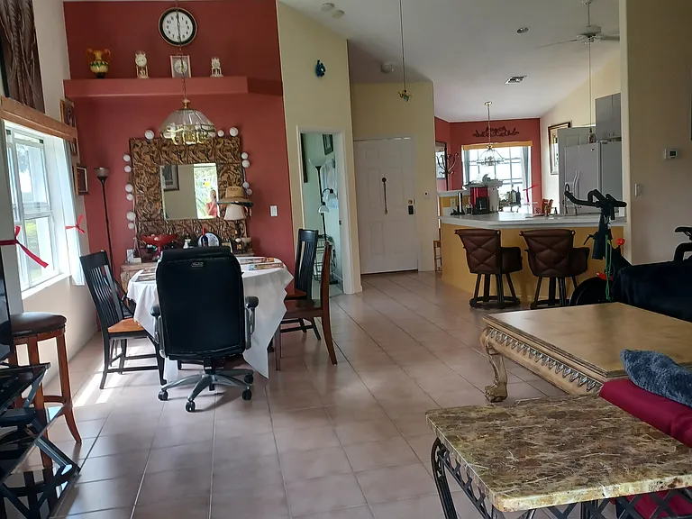 7509 Cameron Cir — Photo 5