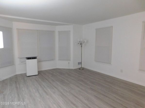 3 Atlantic Ave APT 3