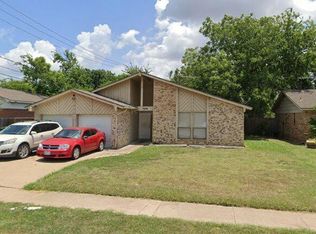 7404 Echo Hill Dr, Watauga, TX 76148