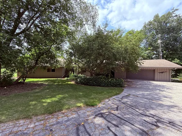 N5682 Meadowlark ROAD, Sheboygan Falls, WI 53085