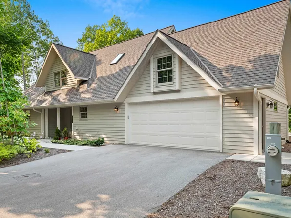 1616 Ruckert Ln #1015, Ellison Bay, WI 54210
