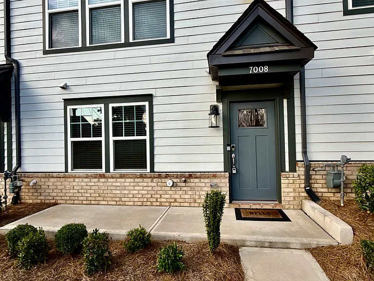 7008 Running Spring Dr — Photo 2