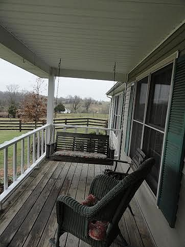 2nd image of 2635 Battlefield Rd