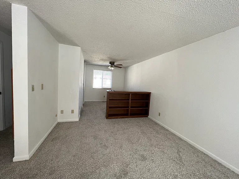 1408 Kay St — Photo 5