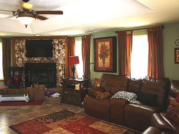 4th image of 1568 Yaupon Cove Dr