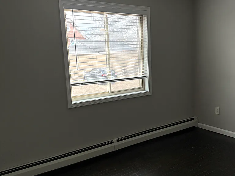 Jefferson Apartments — Photo 13
