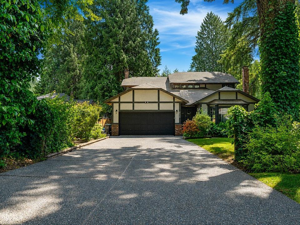 1st image of 820 Seymour Blvd