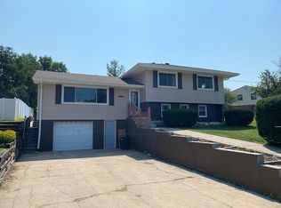 406 5th St, Neola, IA 51559