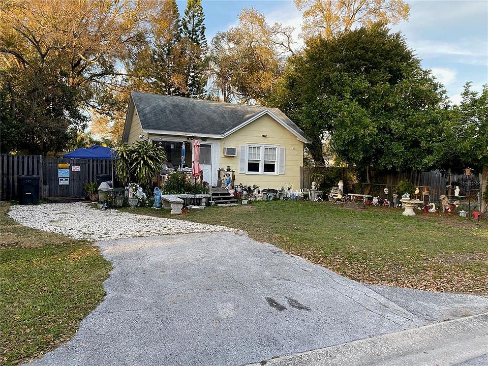 1st image of 3939 45TH AVENUE N